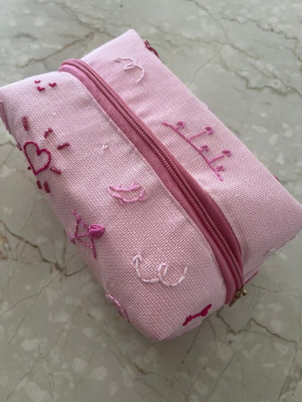 Hand embroidered large jute make-up pouch